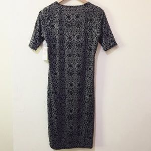 LuLaRoe Dresses - NWT LuLaRoe small Julia dress LuLaRoe Dresses - NWT LuLaRoe small Julia dress